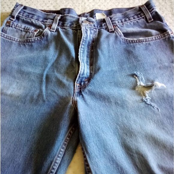 Vintage 550' s Distressed Medium wash jeans 👖 - Picture 2 of 16